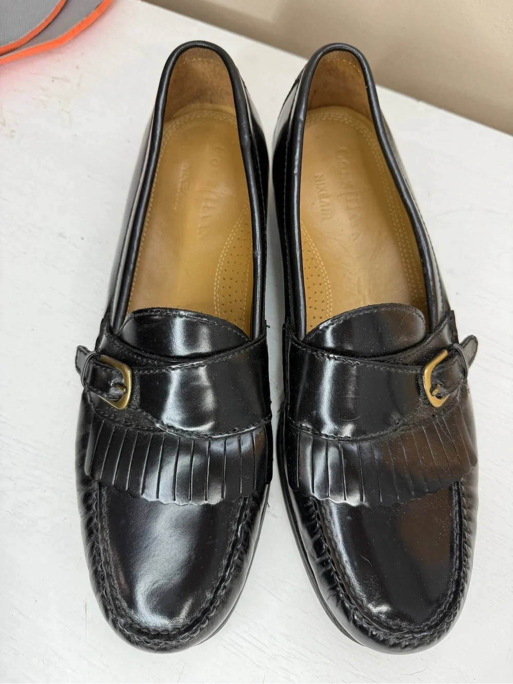 Cole Haan Black Leather Loafer with Fringe and Buckle Men's 11.5D